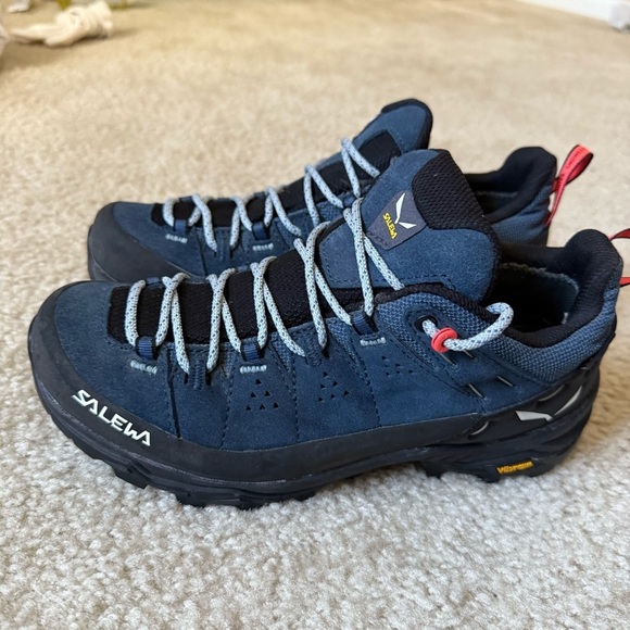 Salewa Women’s ALP TRAINER 2 Size 6.5 - Picture 1 of 7